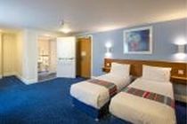 Travelodge Cardiff Airport Barry Exterior foto
