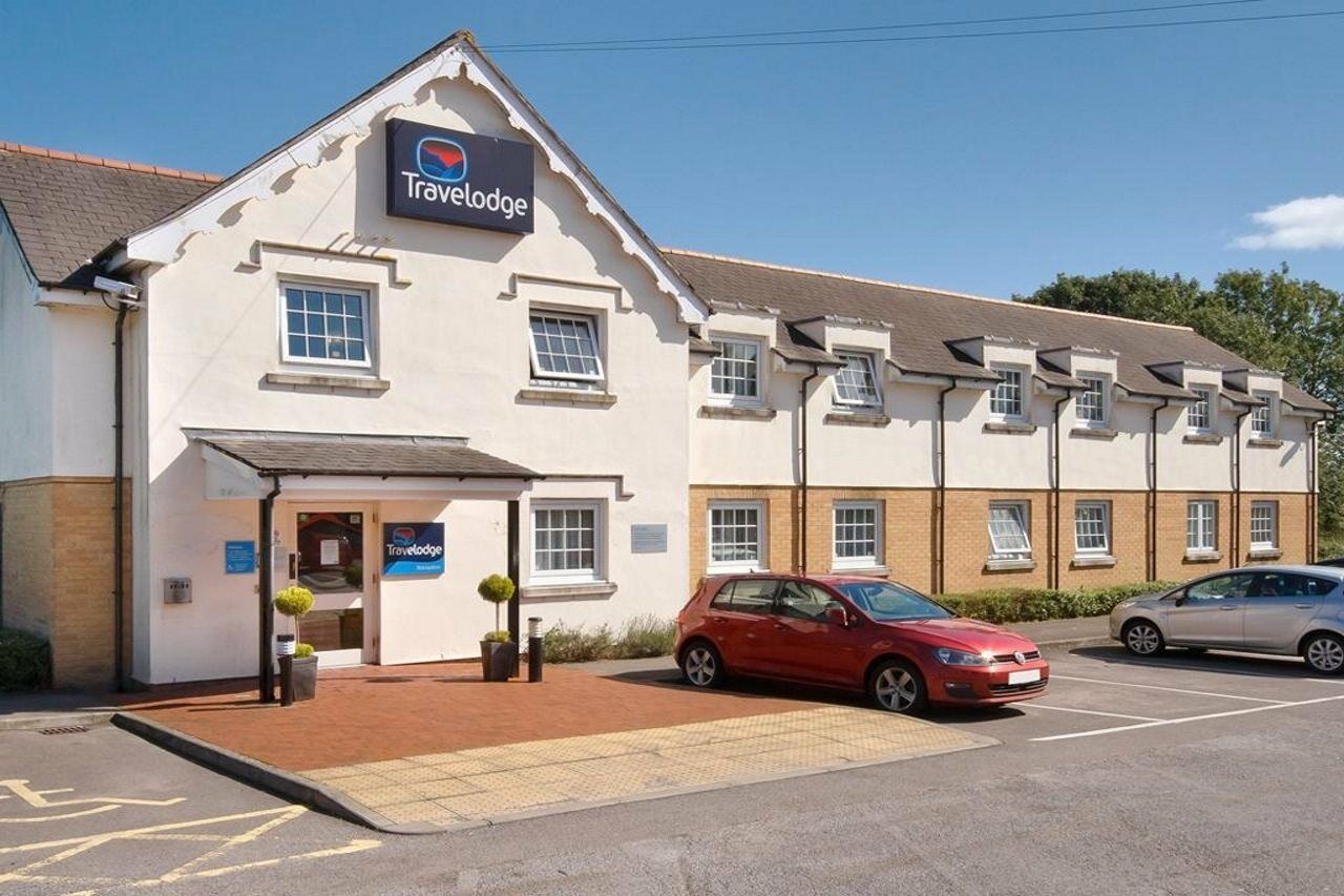 Travelodge Cardiff Airport Exterior foto